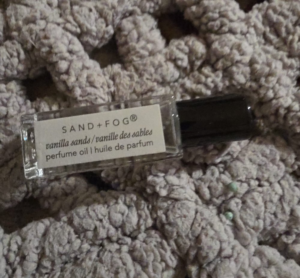 SAND + FOG Vanilla Sands Perfume Oil - Clear Bottle with Black Cap